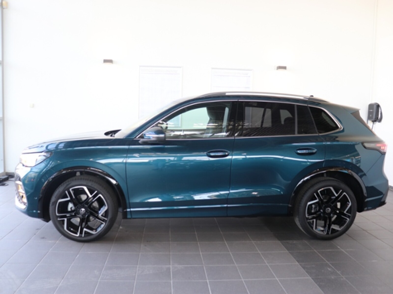 Volkswagen Tiguan – Bild 11