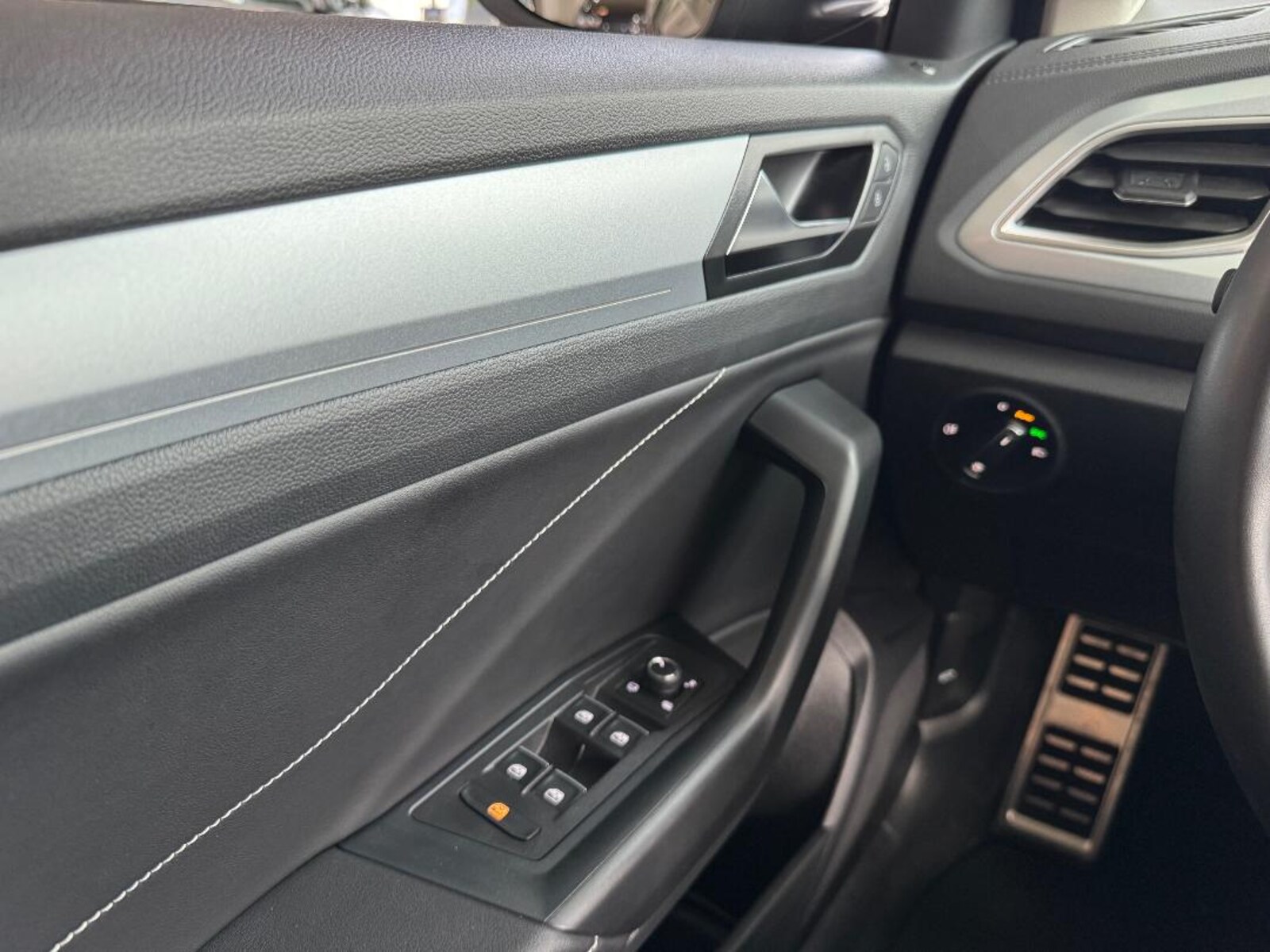 Volkswagen T-Roc – Bild 15