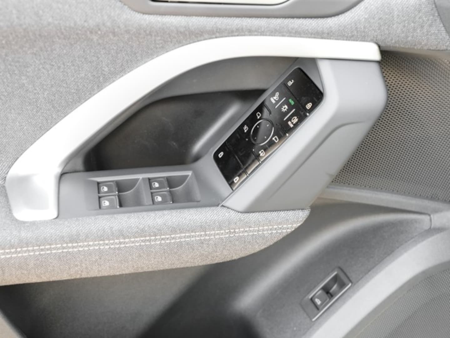Bild über Audi Q5 Sportback TDI quattro 150 kW S tronic - für weitere Informationen kontaktieren Sie den Audi Partner