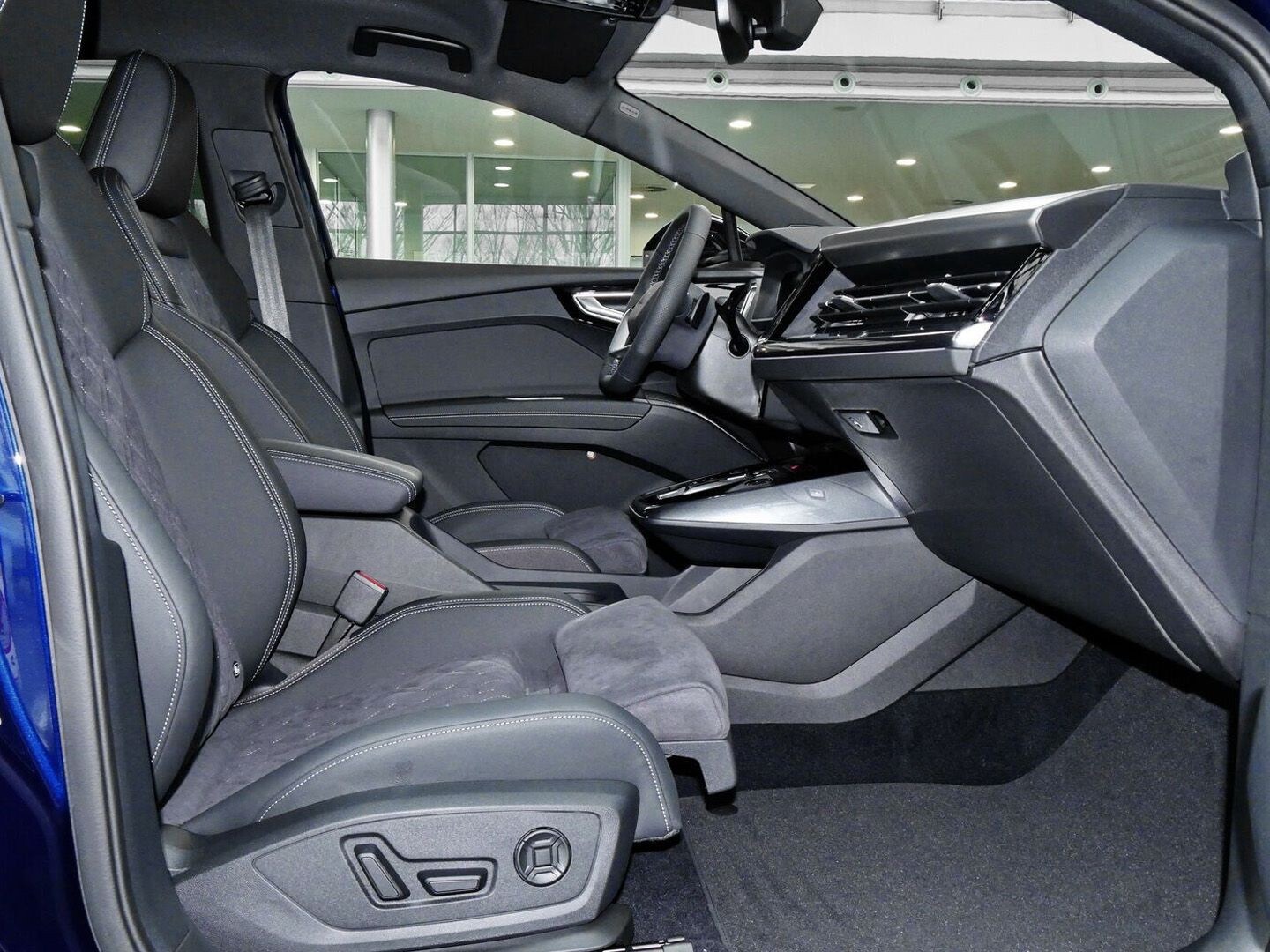Image about Audi Q4 Sportback e-tron 40 e-tron