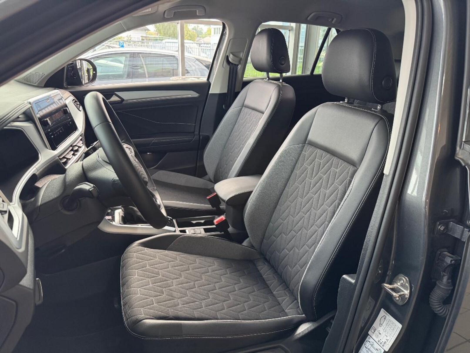 Volkswagen T-Roc – Bild 17