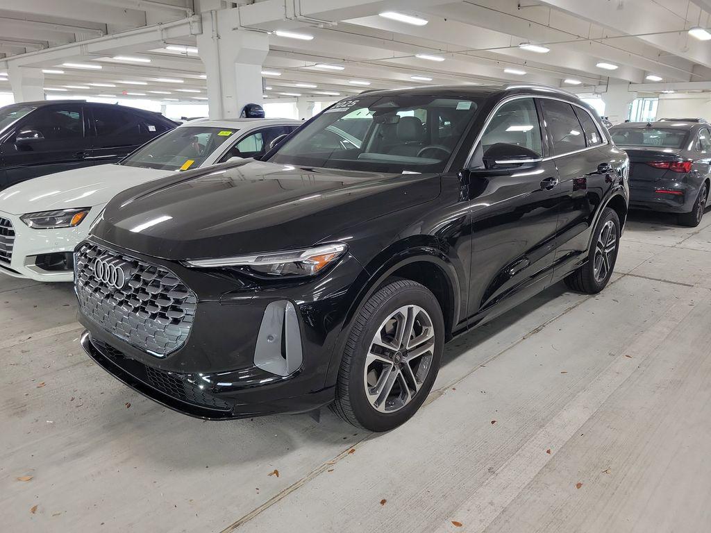 2025 Audi Q5 Premium Plus quattro's photo
