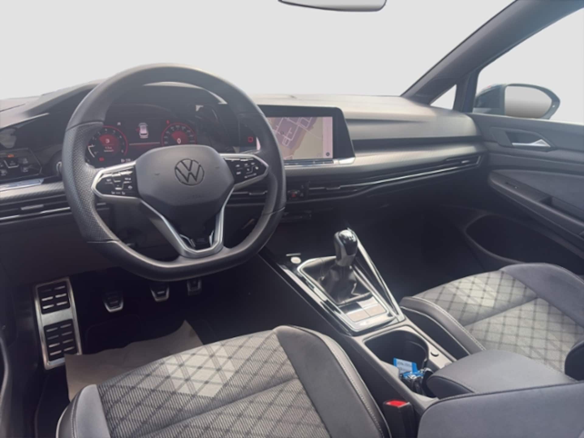 Volkswagen Golf Variant R-Line