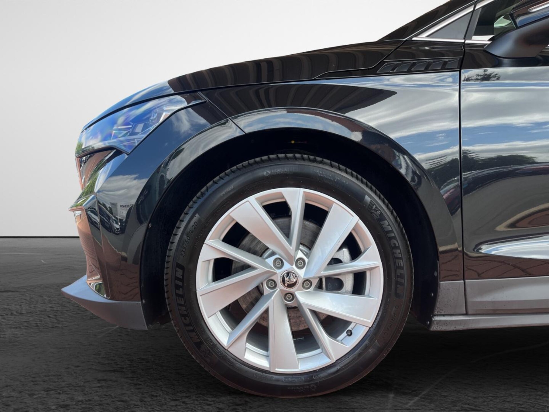 Skoda Enyaq 80X