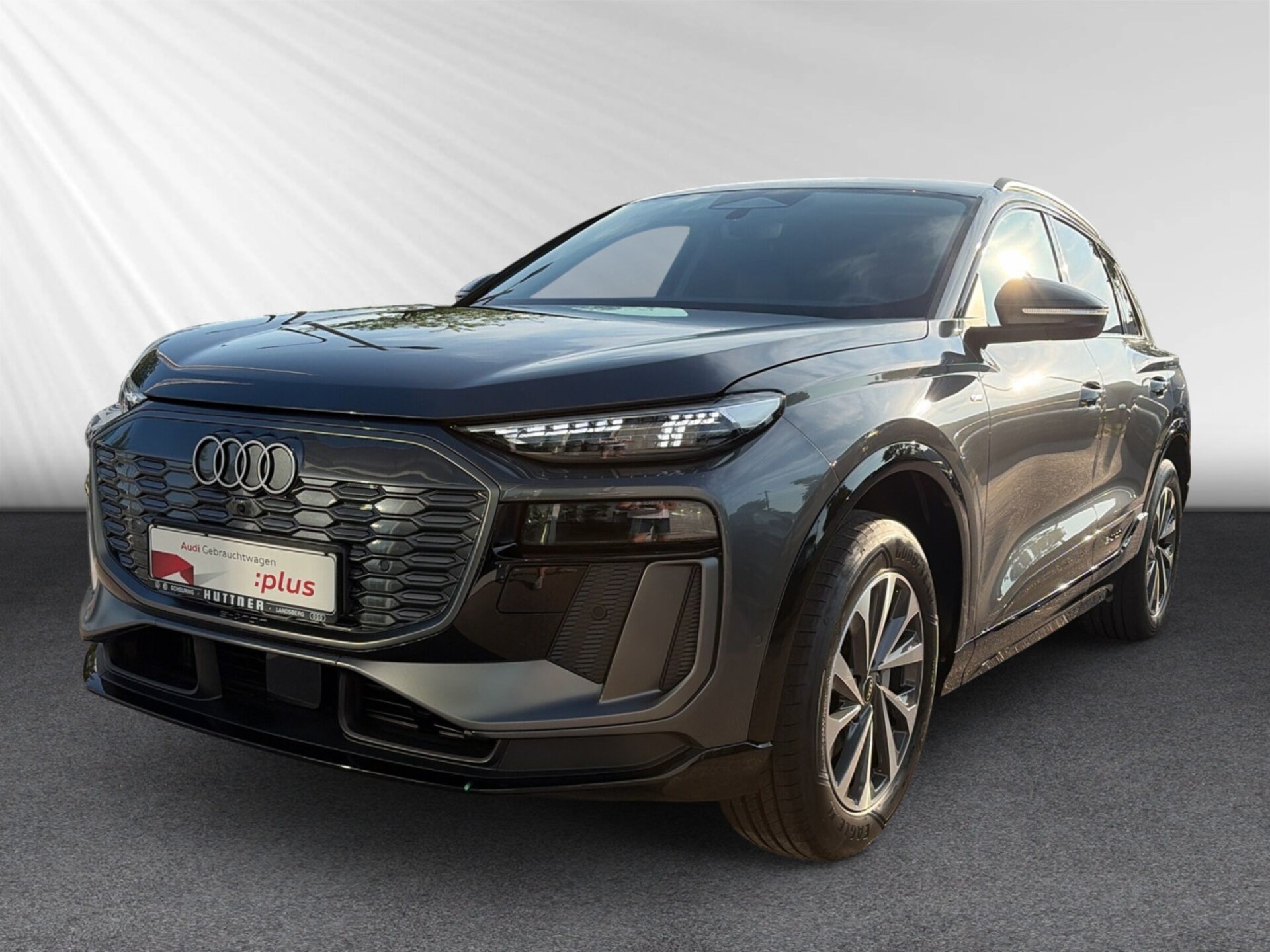 Audi Q6 SUV e-tron