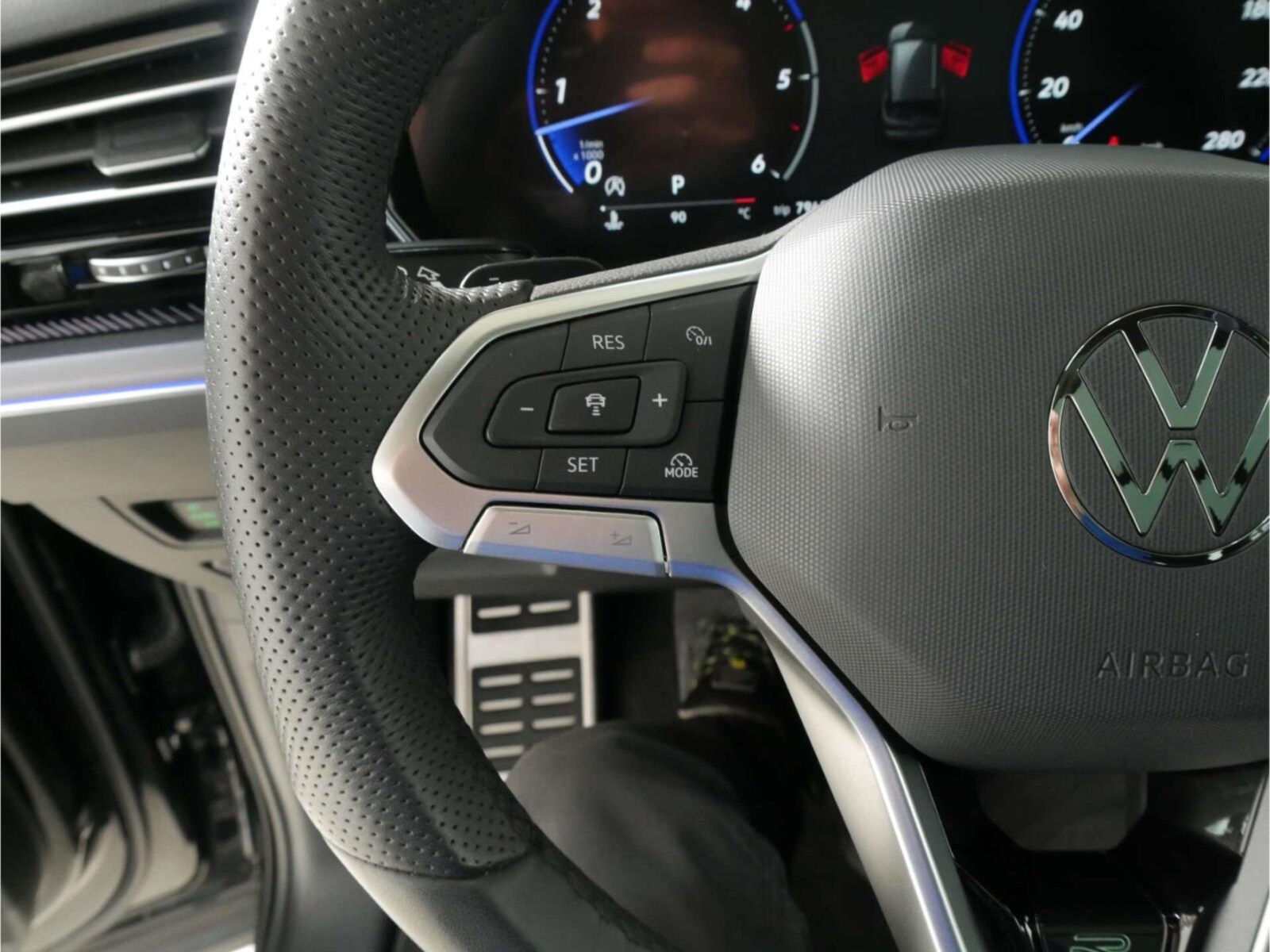 Volkswagen Touareg – Bild 10