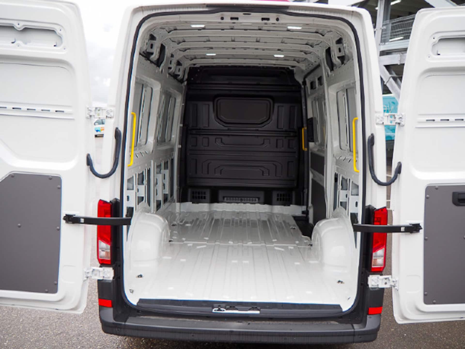 Volkswagen Crafter Kasten mittlerer Radstand
