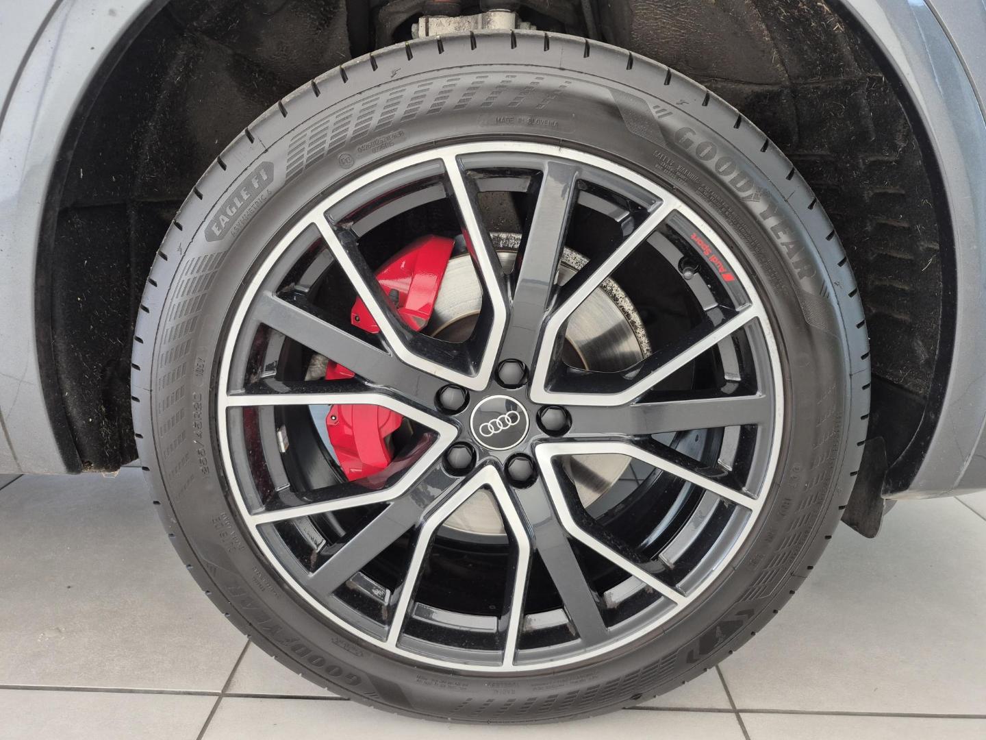 Image about Audi Q5 Sportback S line 40 TDI quattro 150 kW (204 ch) S tronic