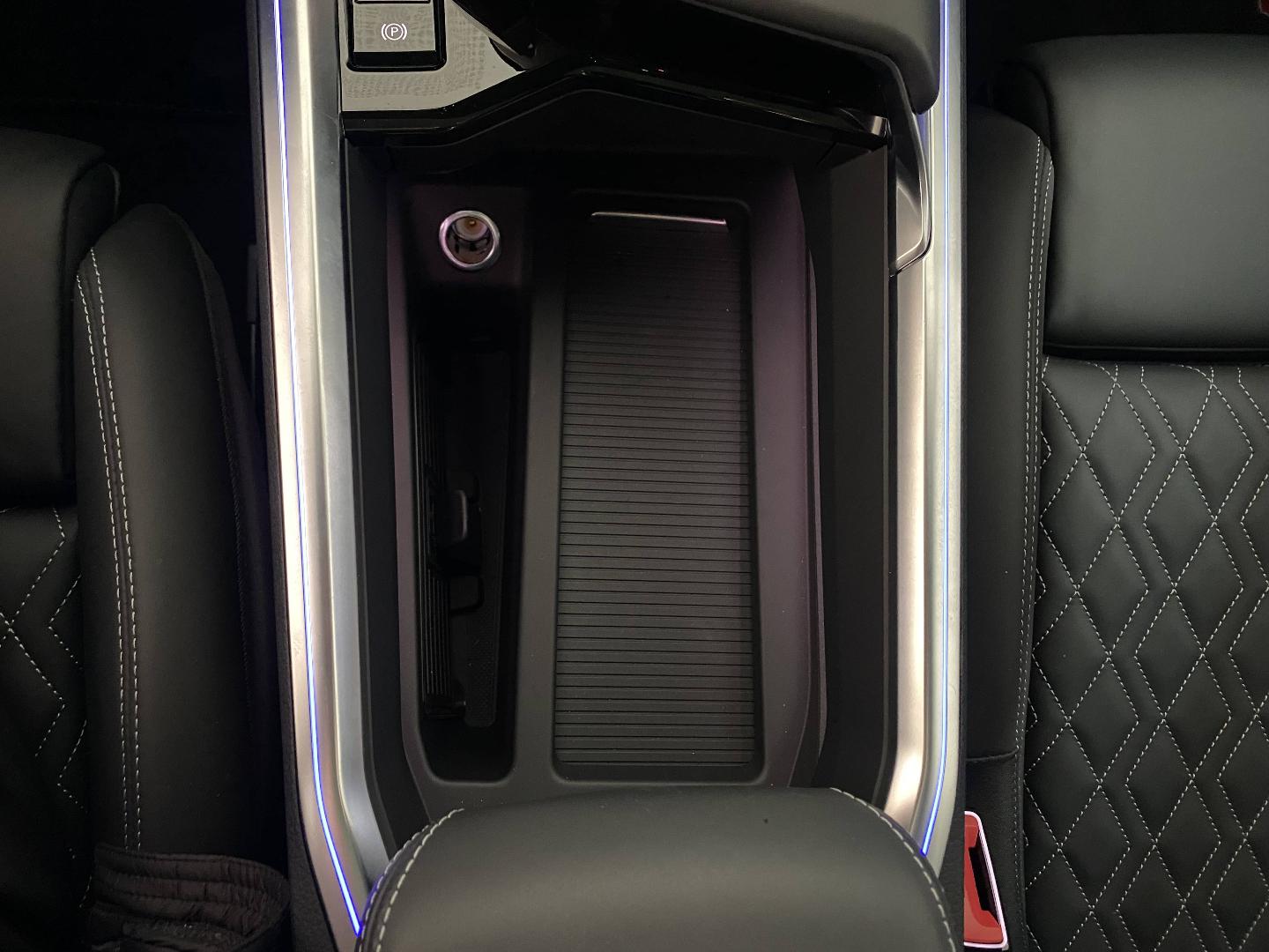 Image about Audi SQ8 Sportback e-tron SQ8 Sportback e-tron 370,00 kW