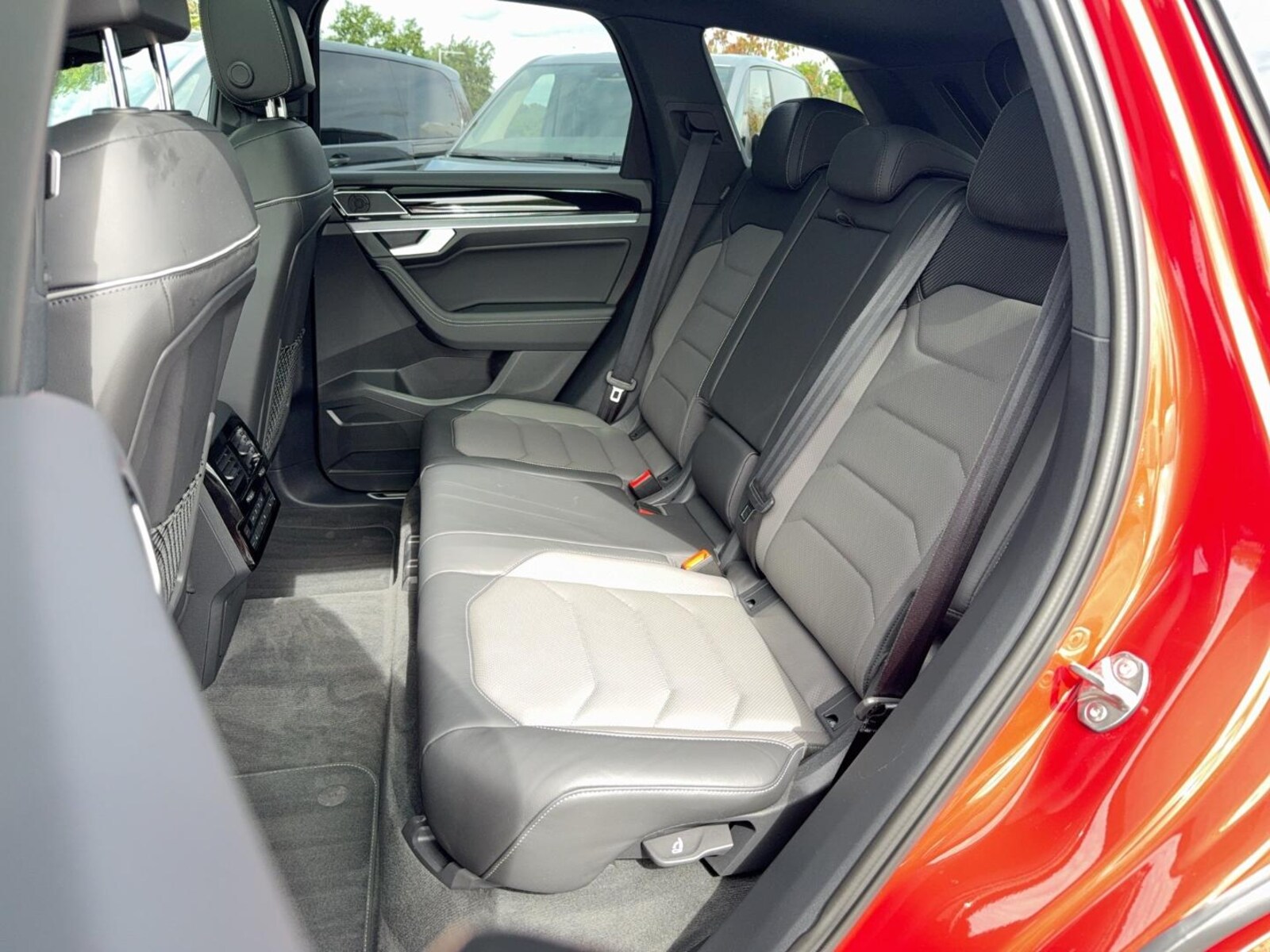 Volkswagen Touareg – Bild 13