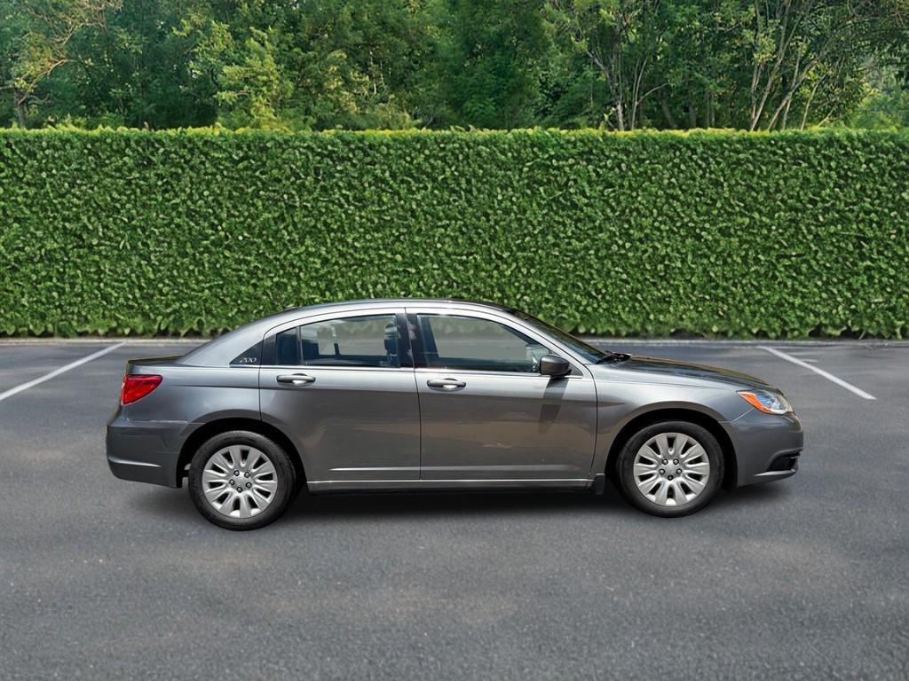 Used 2013 Chrysler 200 LX with VIN 1C3CCBAGXDN736467 for sale in Ellisville, MO