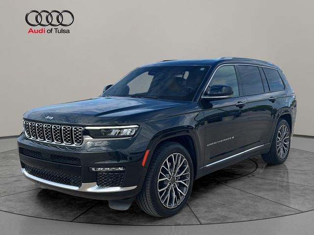 Photo of 2023 Jeep Grand Cherokee L