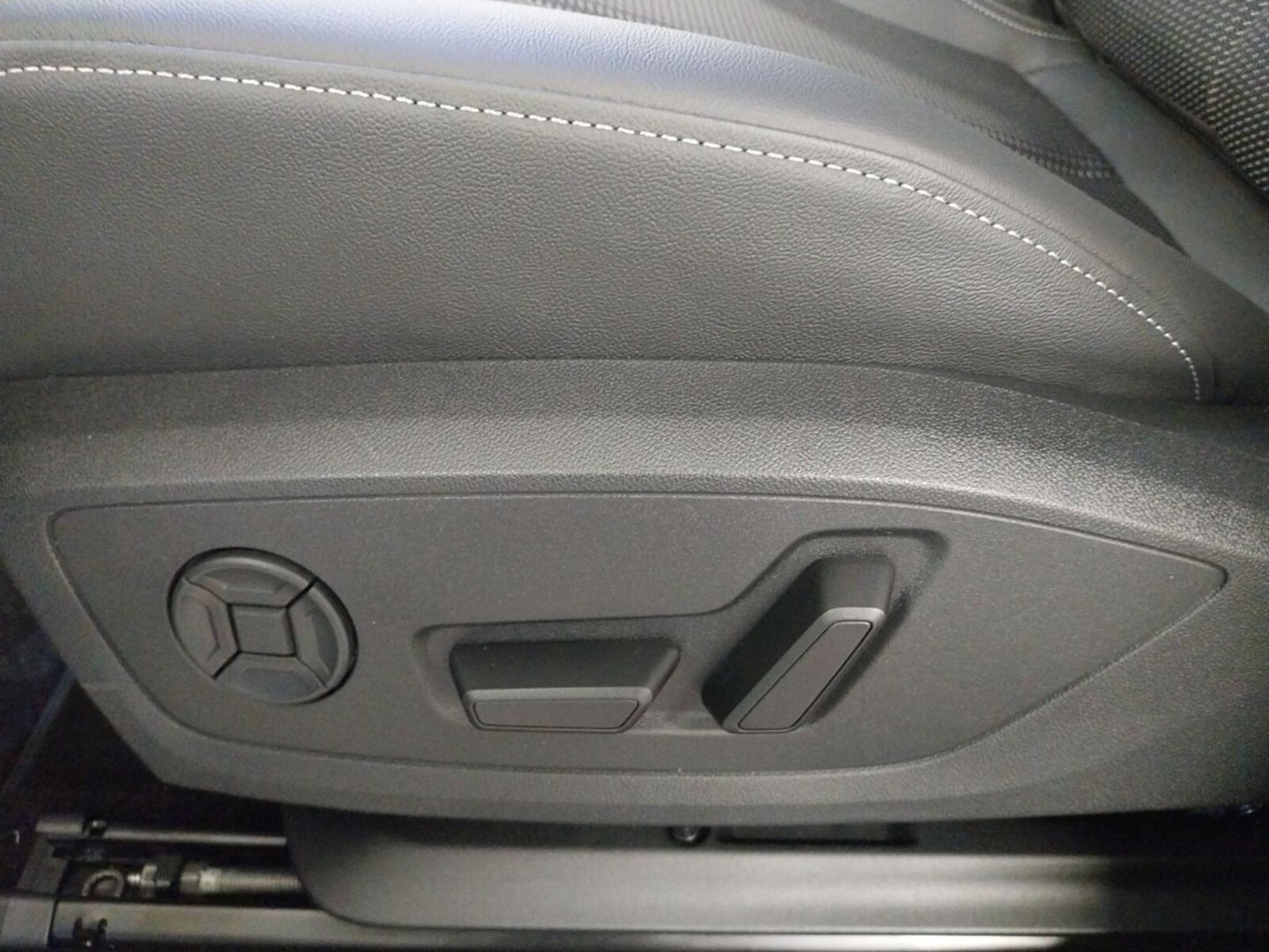 Audi Q4 e-tron – Bild 9