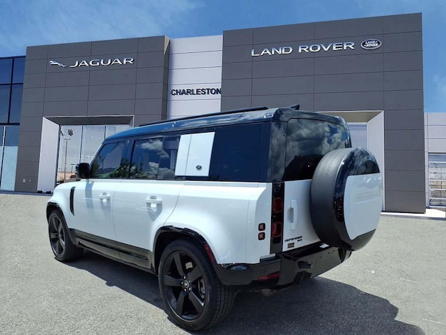 2023 Land Rover Defender