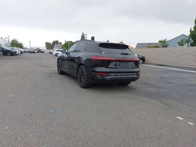 2024 Audi Q8 e-tron