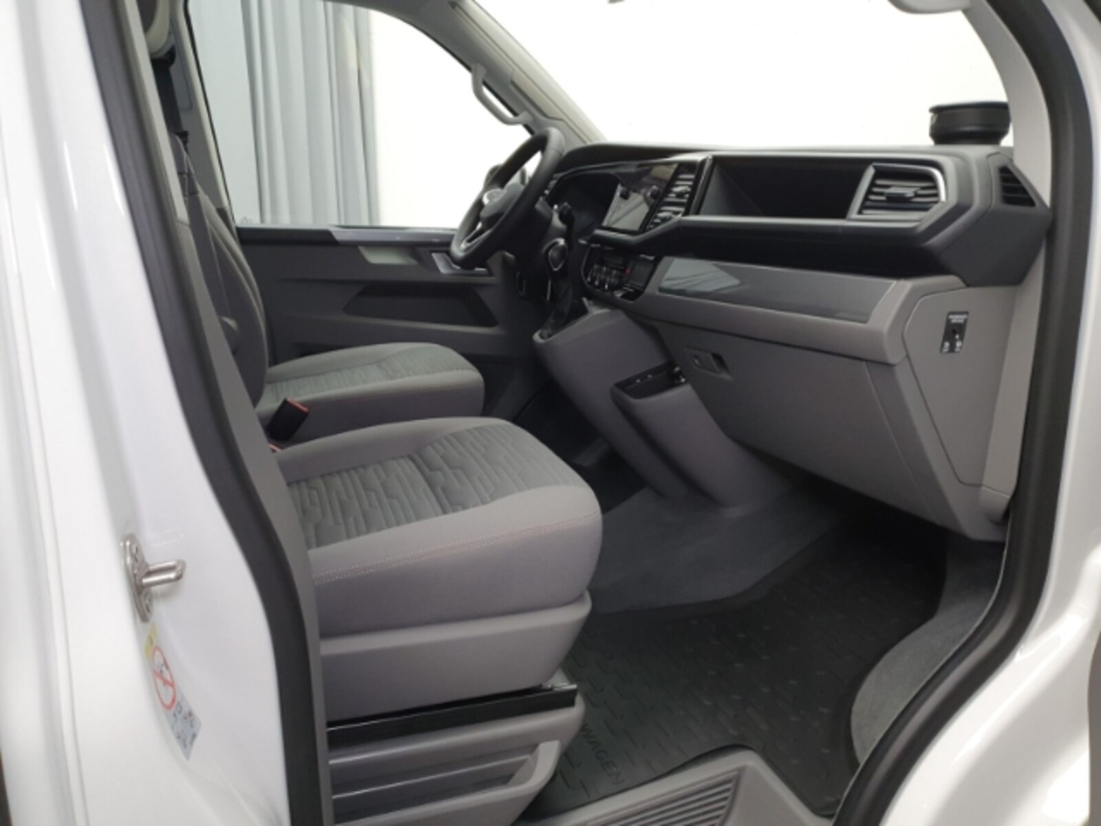 Volkswagen T6.1 California – Bild 8