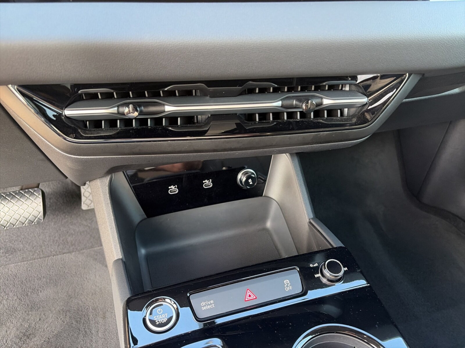 Audi Q6 e-tron – Bild 15