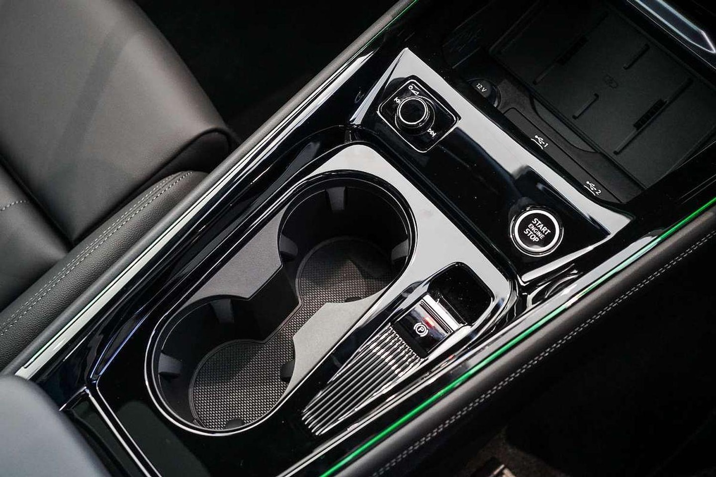 Image about Audi Q3 SUV TFSI quattro 195 kW