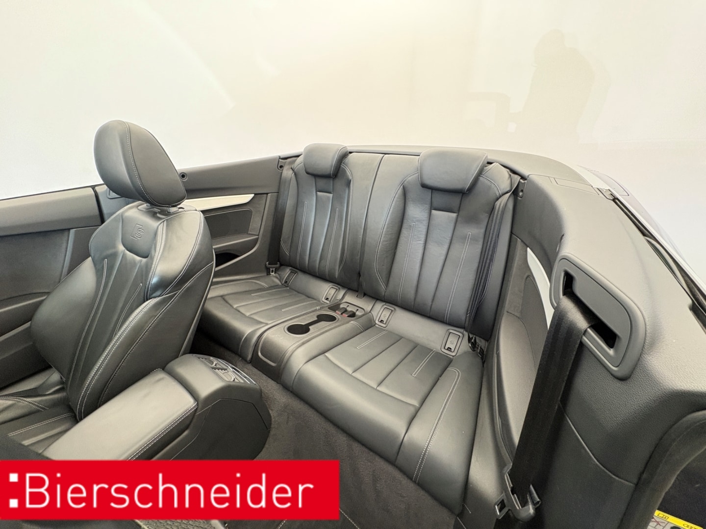 Bild über Audi A5 Cabriolet advanced 45 TFSI quattro S tronic - für weitere Informationen kontaktieren Sie den Audi Partner