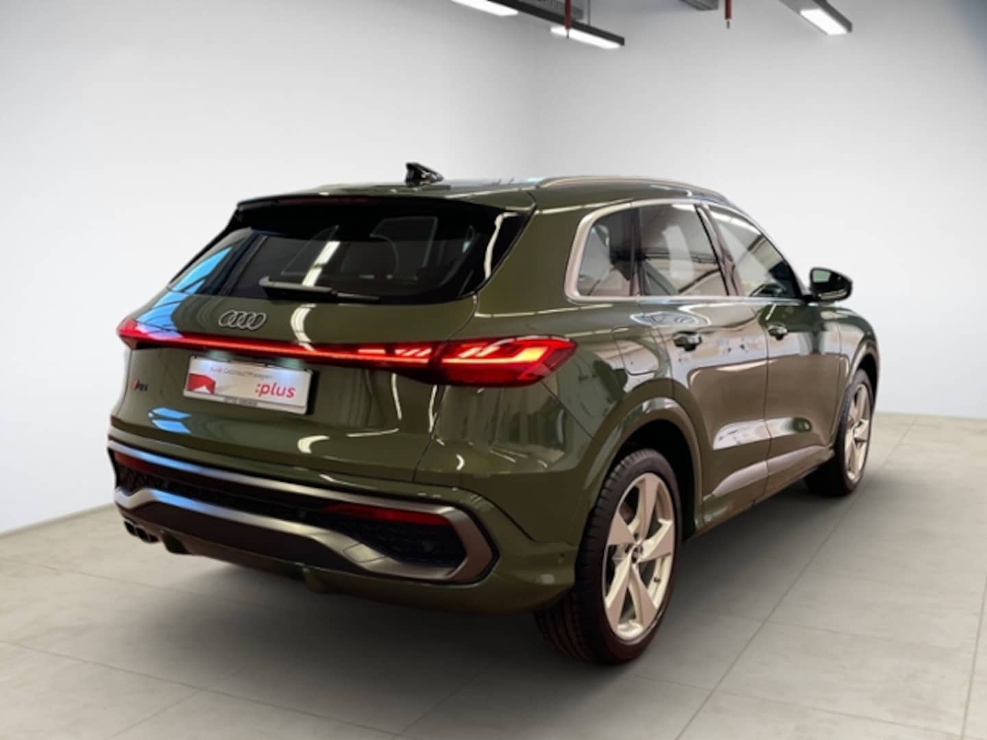 Bild über Audi Q5 SUV TDI quattro 150 kW S tronic - für weitere Informationen kontaktieren Sie den Audi Partner