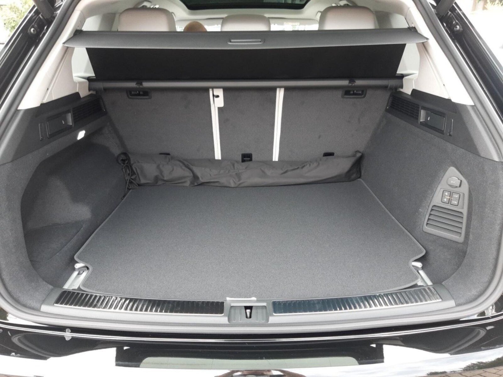 Volkswagen Touareg – Bild 14