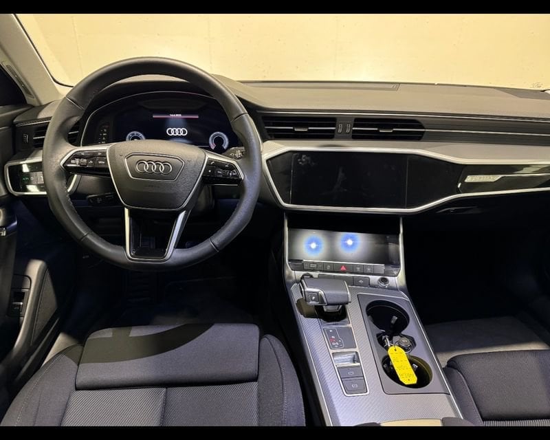 Immagine di Audi A6 Avant S line edition 40 TDI quattro 150 kW (204 CV) S tronic - Vista: for more details contact your dealer
