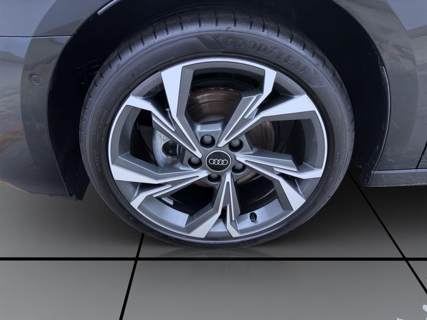 Bild über Audi A3 Limousine TFSI 85 kW S tronic - für weitere Informationen kontaktieren Sie den Audi Partner
