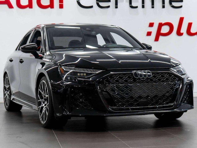 Image de {{modelName}} 2025 Audi RS3 Sedan