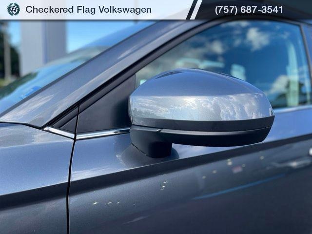2025 Volkswagen Taos