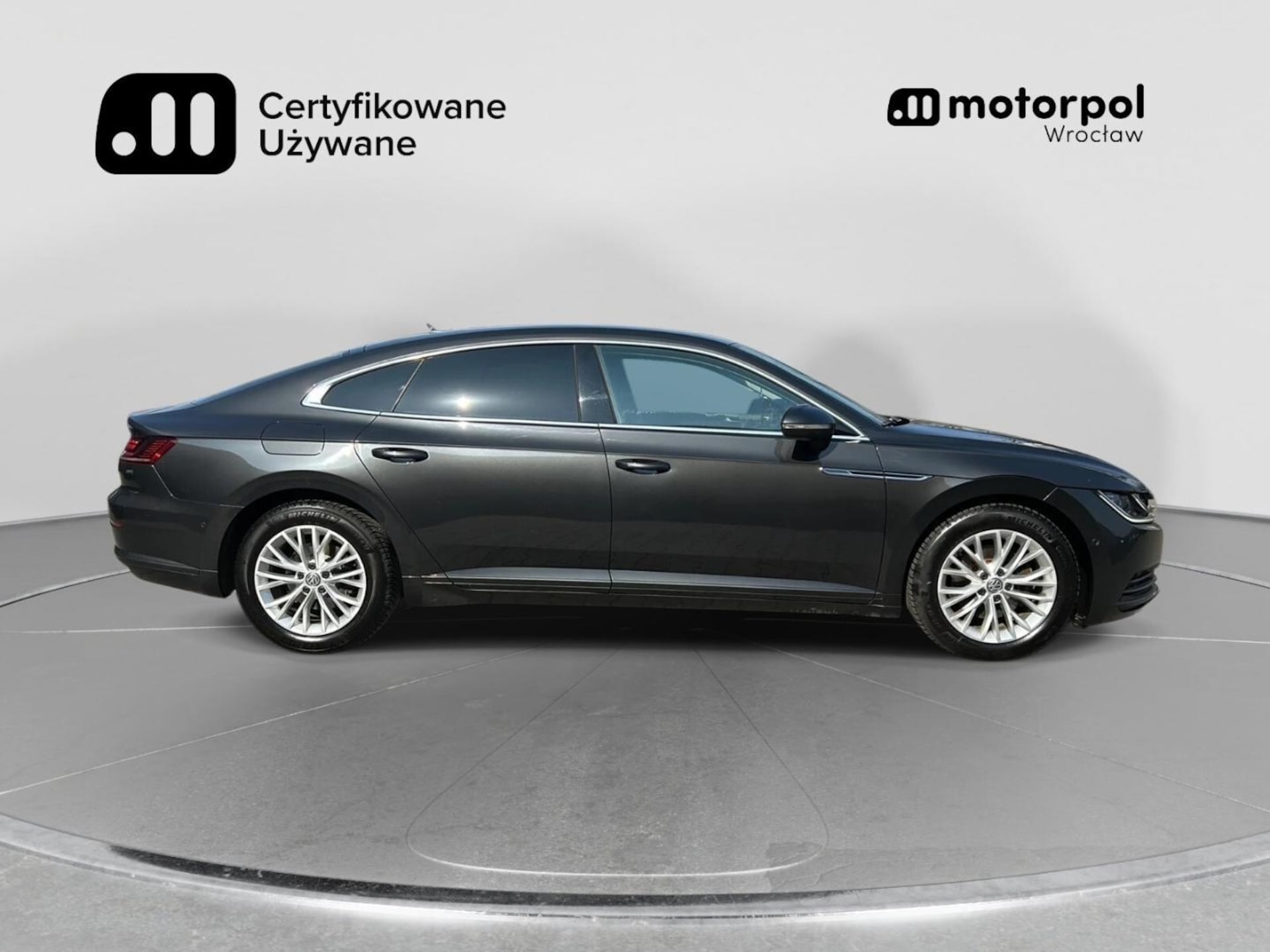 Volkswagen Arteon Model bazowy
