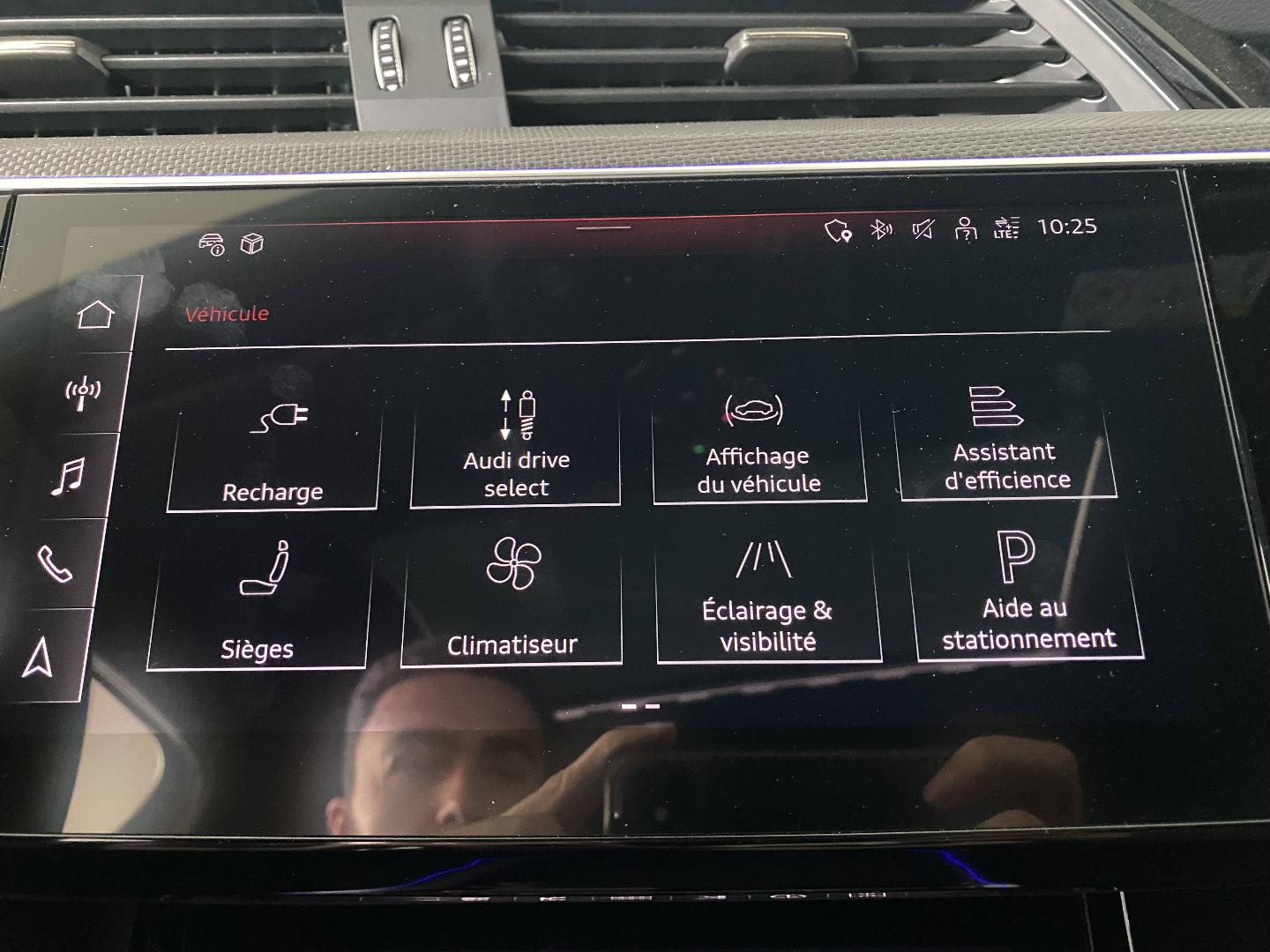 Image about Audi SQ8 Sportback e-tron SQ8 Sportback e-tron 370,00 kW