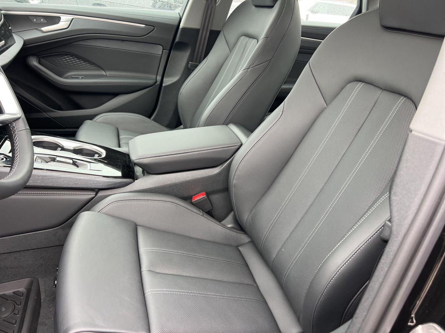 2026 Audi A6 Premium - Photo 9