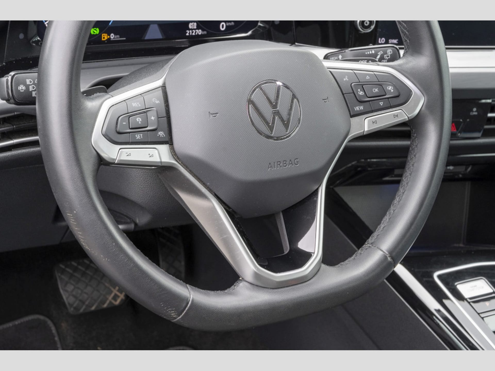 Volkswagen Golf Style