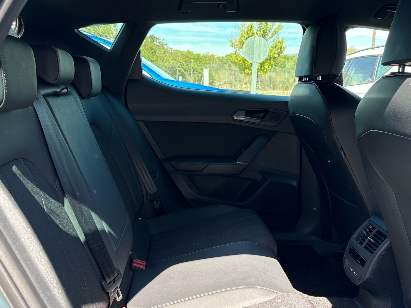 CUPRA Leon León 1.5 eTSI DSG 110 kW (150 CV) — photo 7