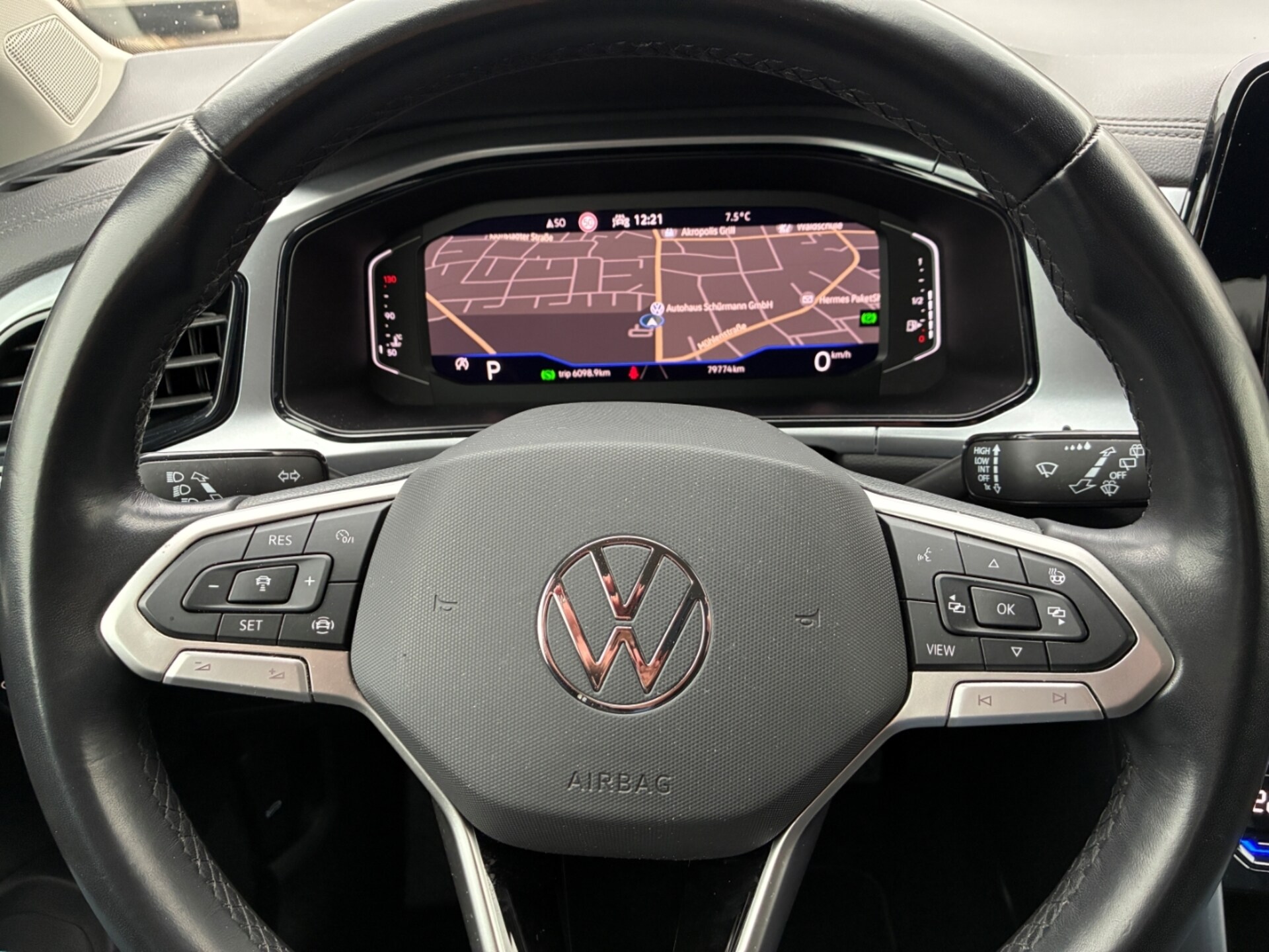 Volkswagen T-Roc Life