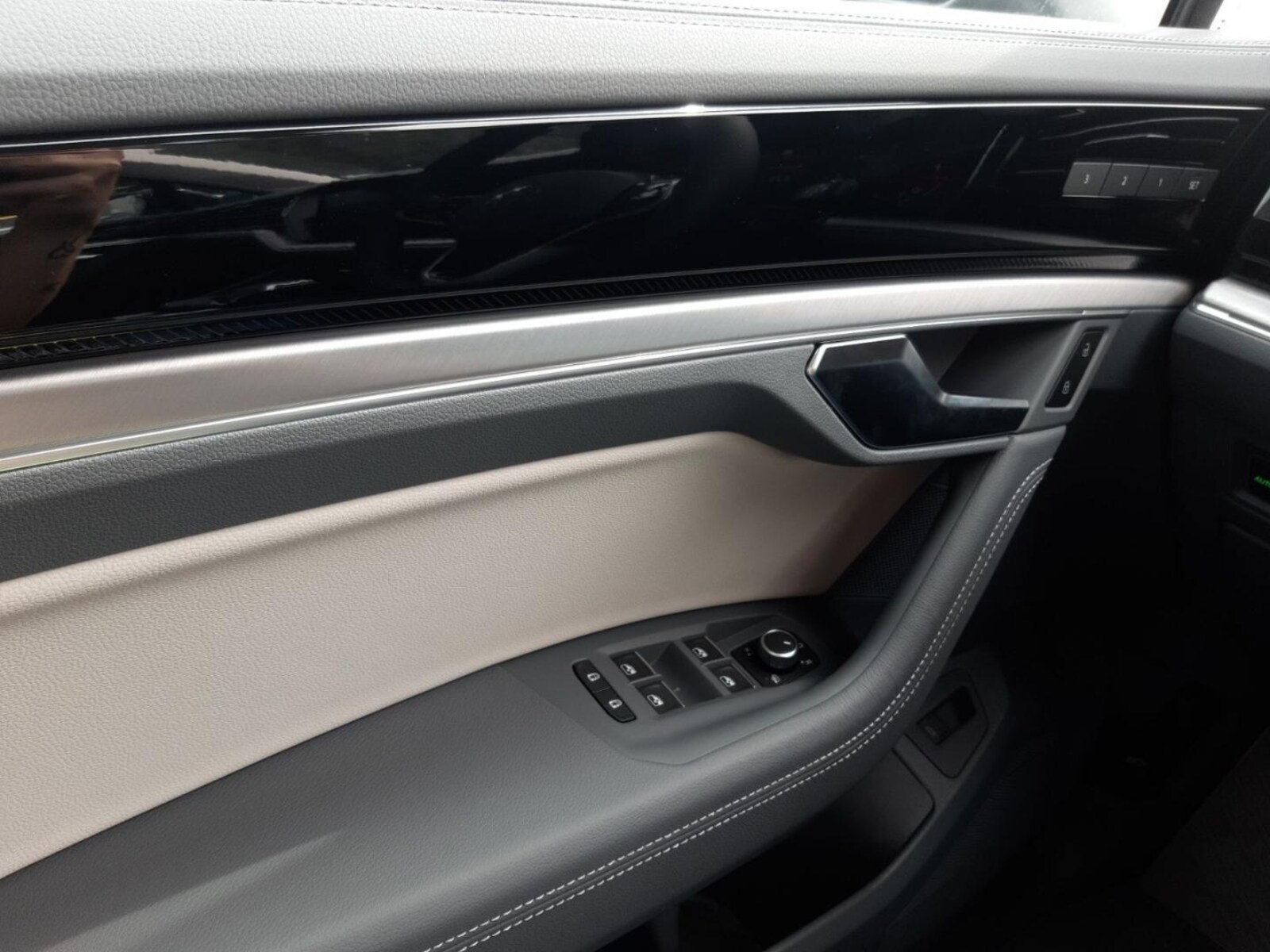 Volkswagen Touareg – Bild 18