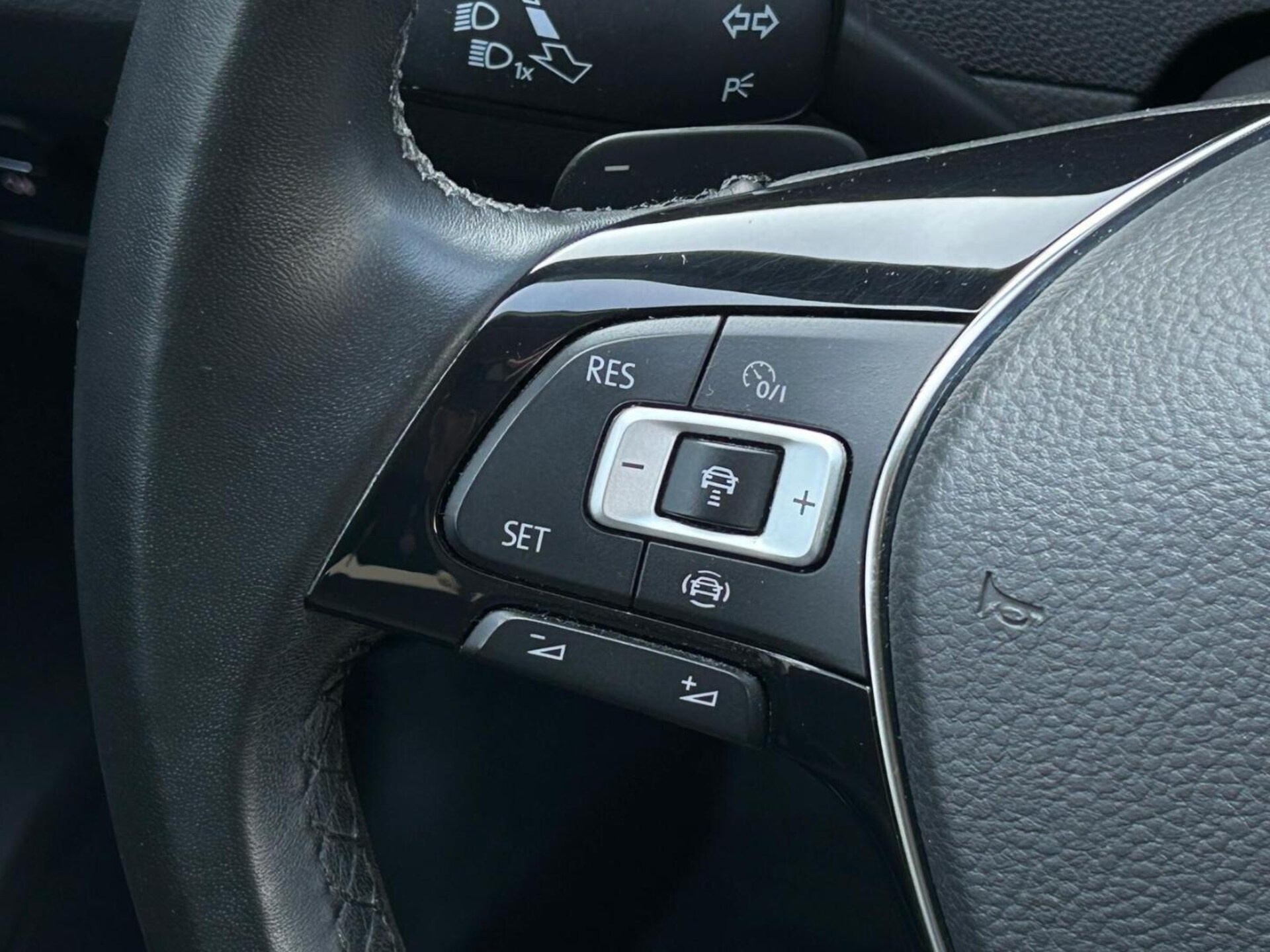 Volkswagen Arteon Model bazowy
