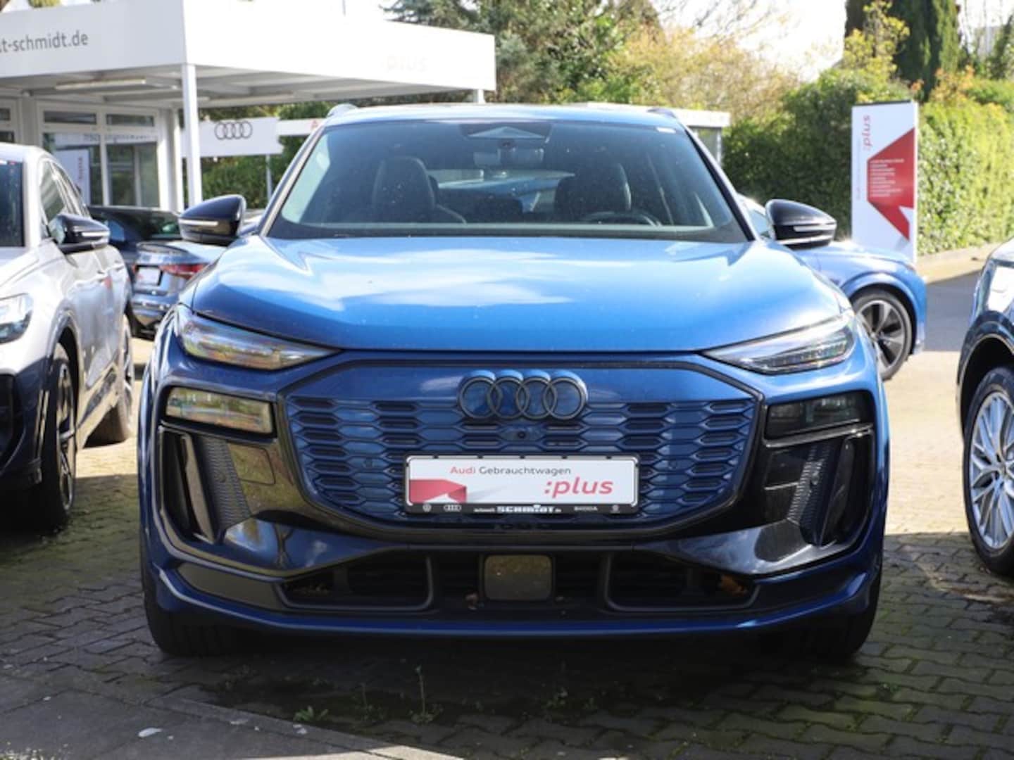 Bild über Audi SQ6 SUV e-tron e-tron quattro - für weitere Informationen kontaktieren Sie den Audi Partner