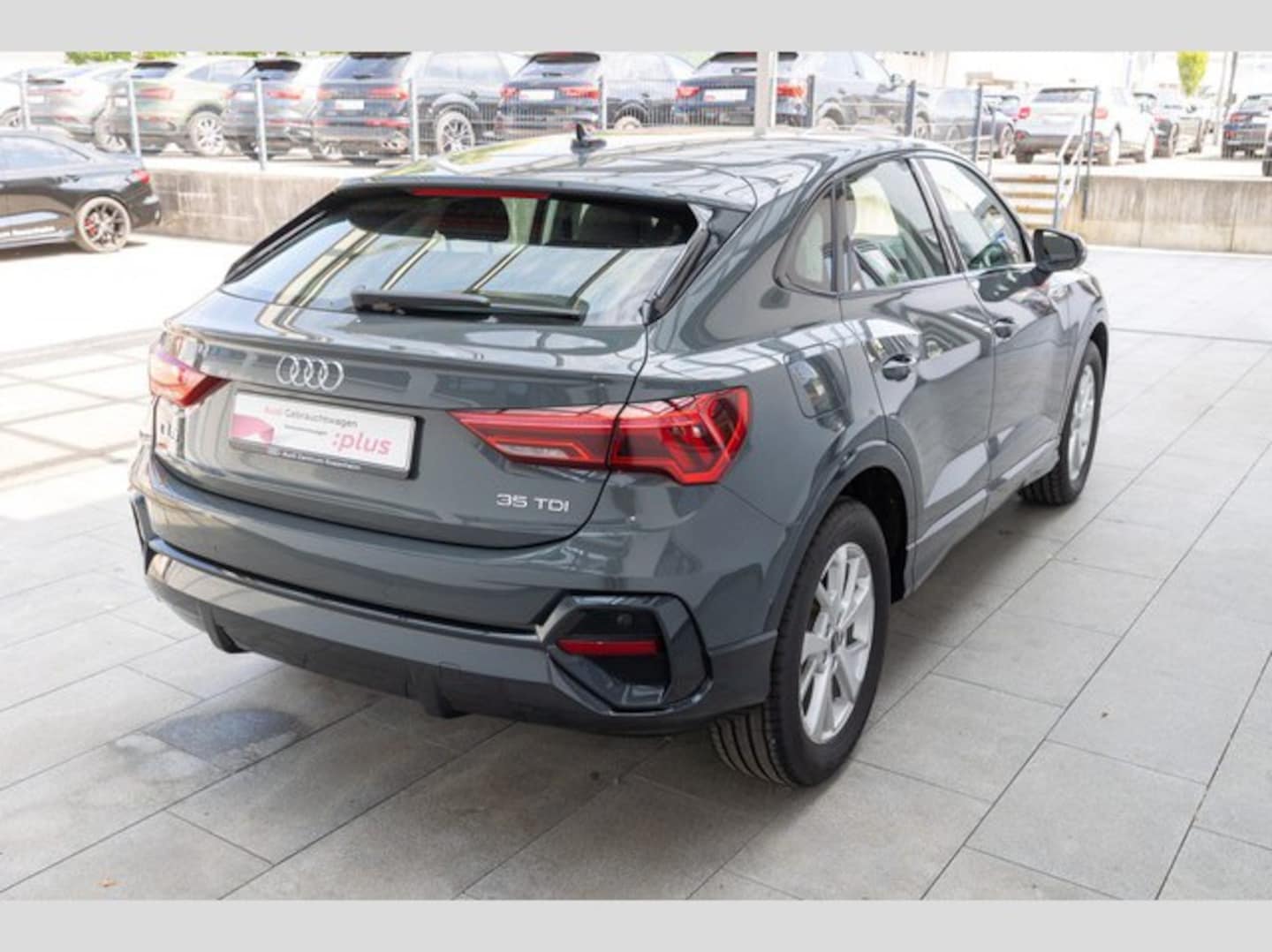 Bild über Audi Q3 Sportback TDI 110 kW S tronic - für weitere Informationen kontaktieren Sie den Audi Partner
