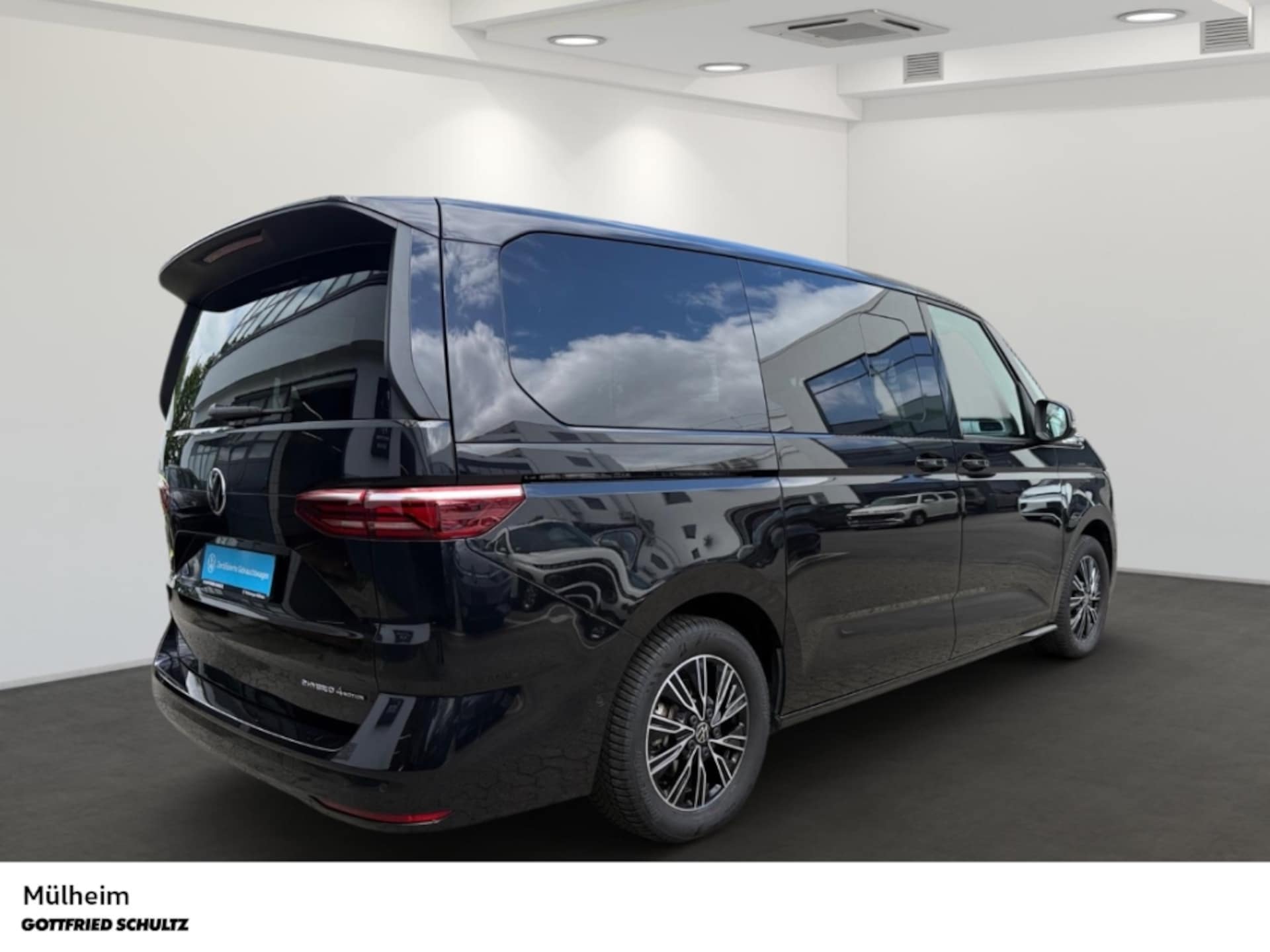 Volkswagen Multivan Langversion Basis-Modell