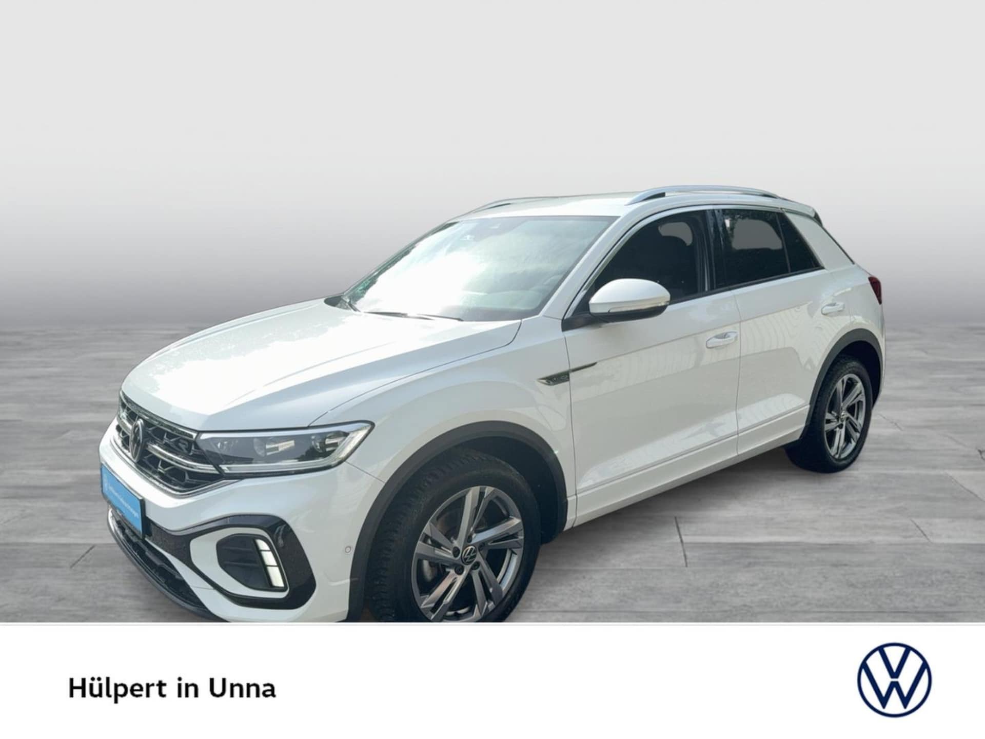 Volkswagen T-Roc 2023 — T-Roc 1.5 R-LINE AHK ACC eKLAPPE NAVI LED+