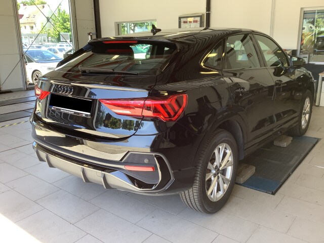 Image about Audi Q3 Sportback TFSI e 45 TFSI e S tronic