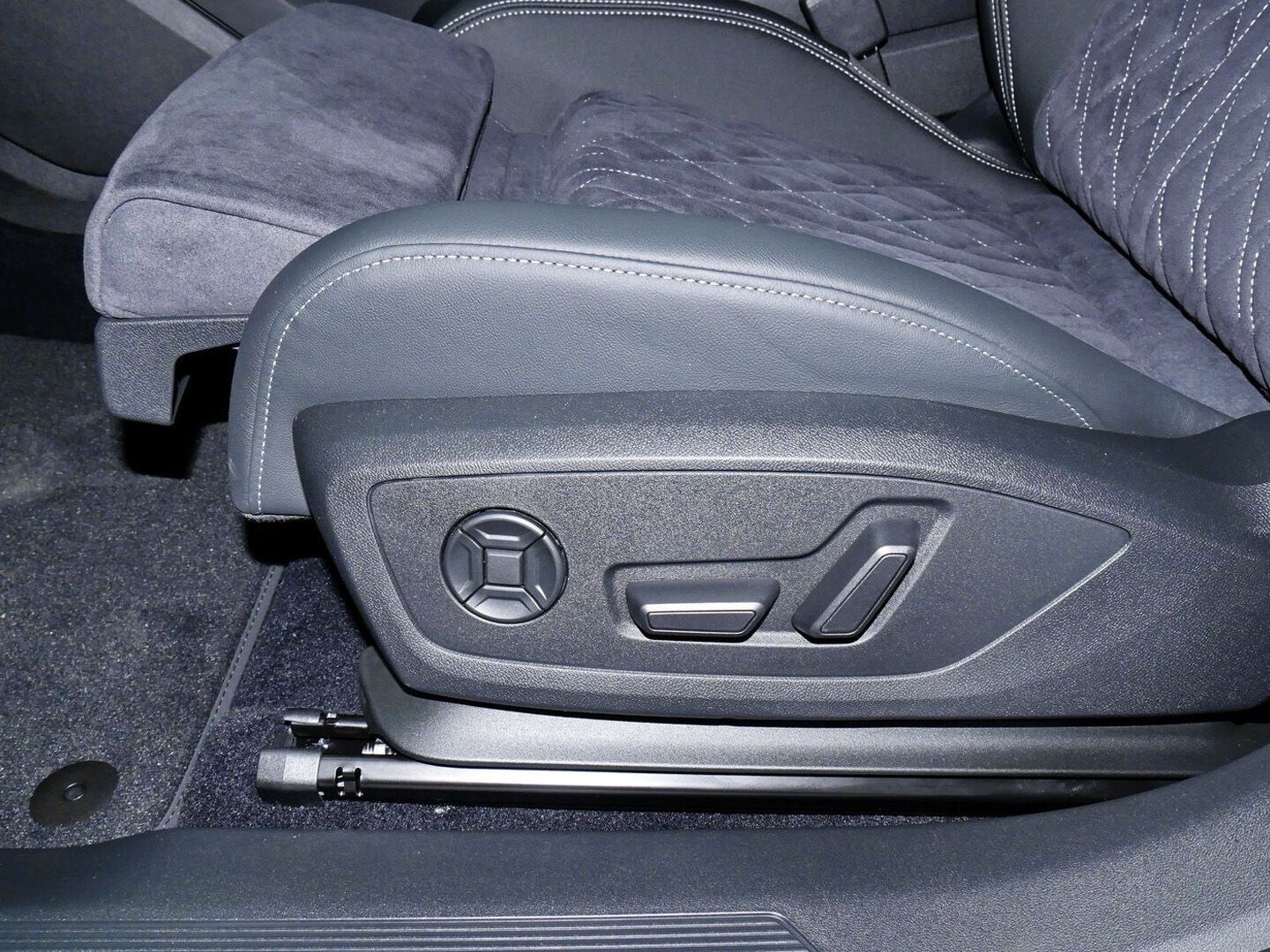 Image about Audi Q4 Sportback e-tron 40 e-tron