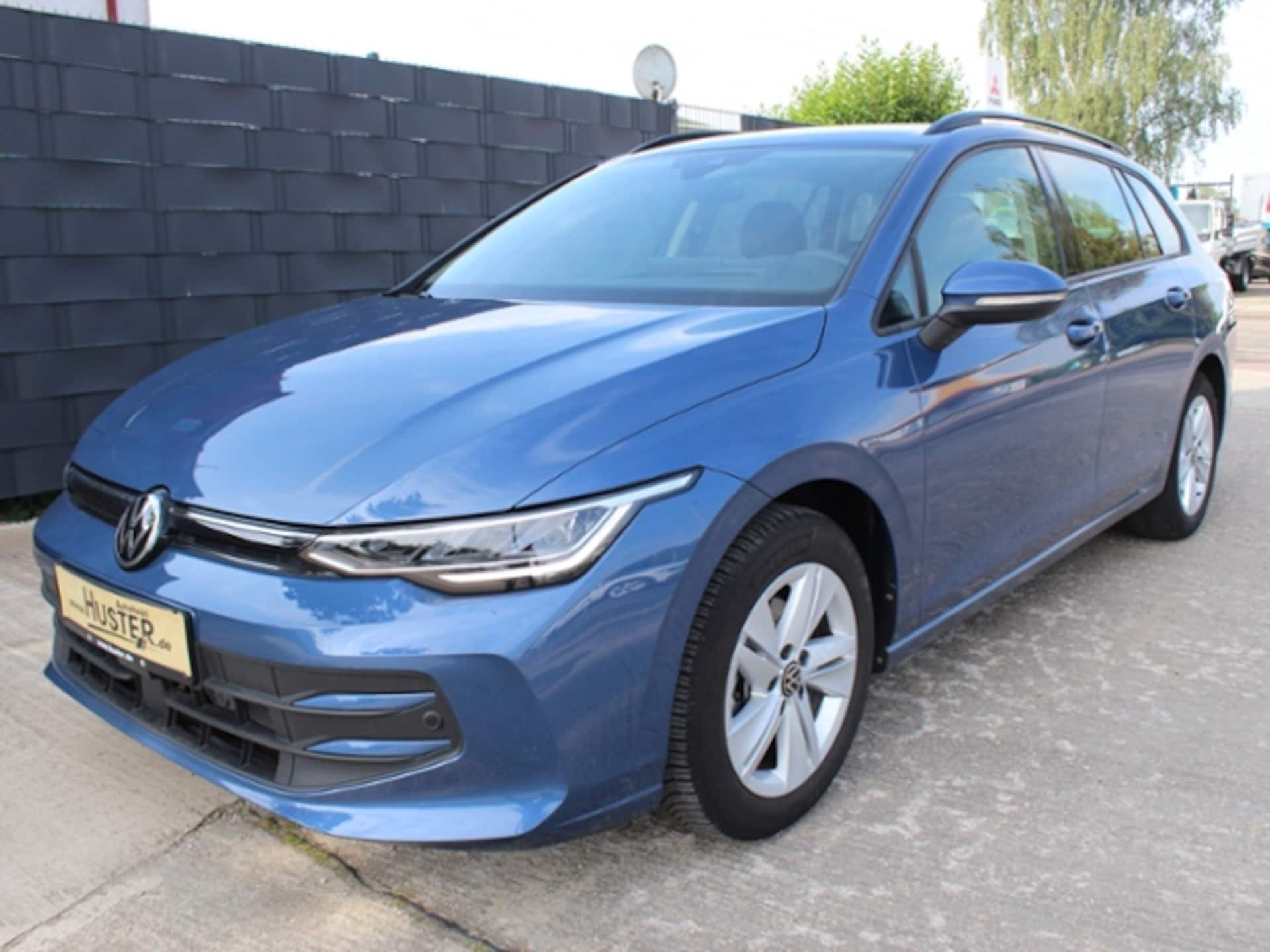 Volkswagen Golf Variant Life
