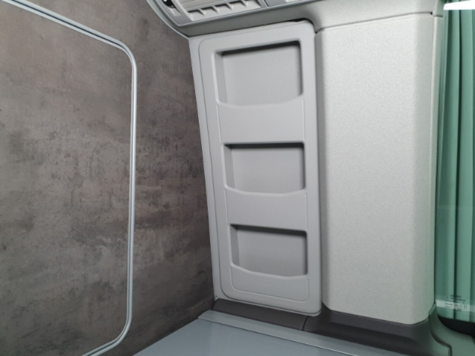 Volkswagen T6.1 California – Bild 13