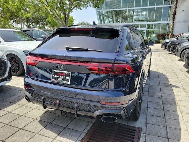 2026 Audi RS Q8 SUV performance