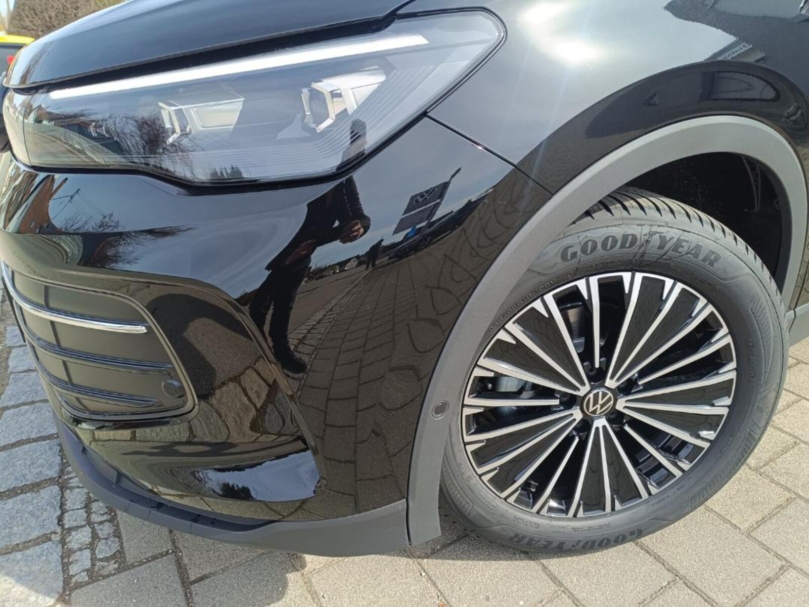 Volkswagen Tiguan – Bild 3