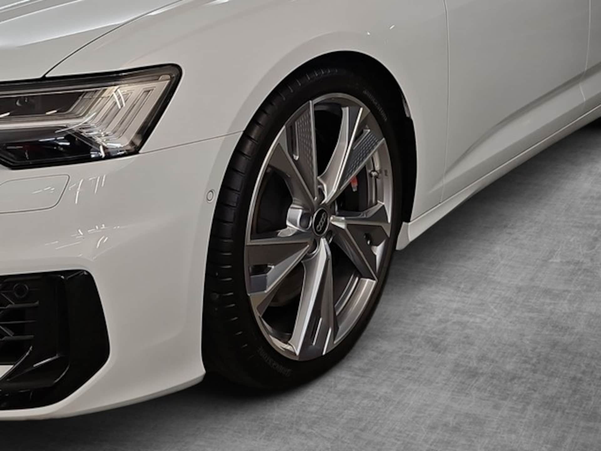 Audi S6 Avant