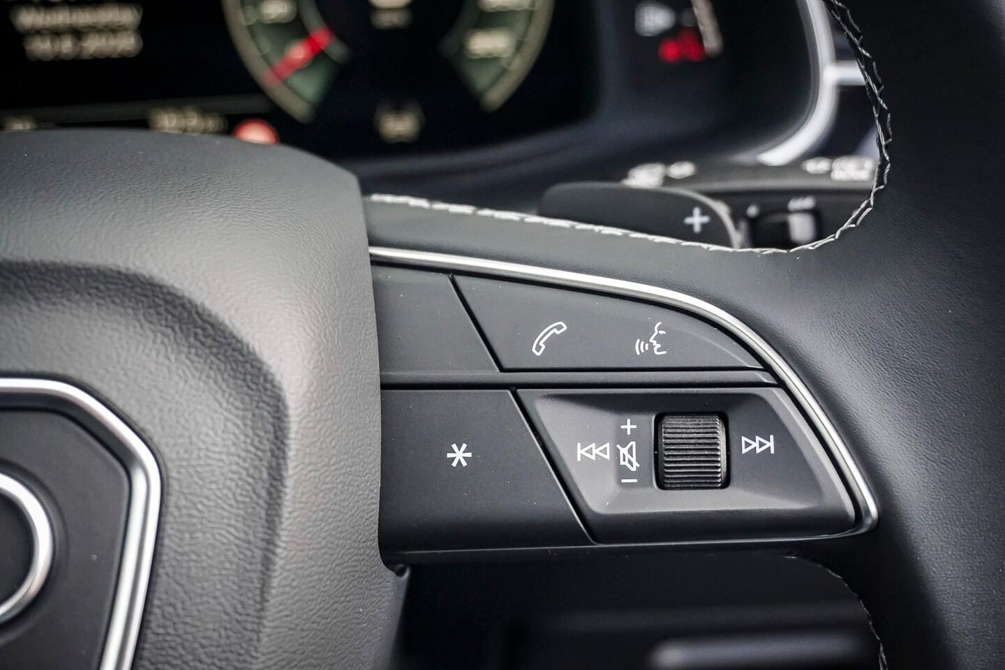 Image about Audi Q7 SUV TFSI quattro tiptronic