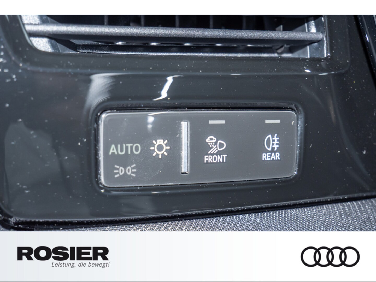 Bild über Audi Q7 SUV TDI quattro 220 kW tiptronic - für weitere Informationen kontaktieren Sie den Audi Partner